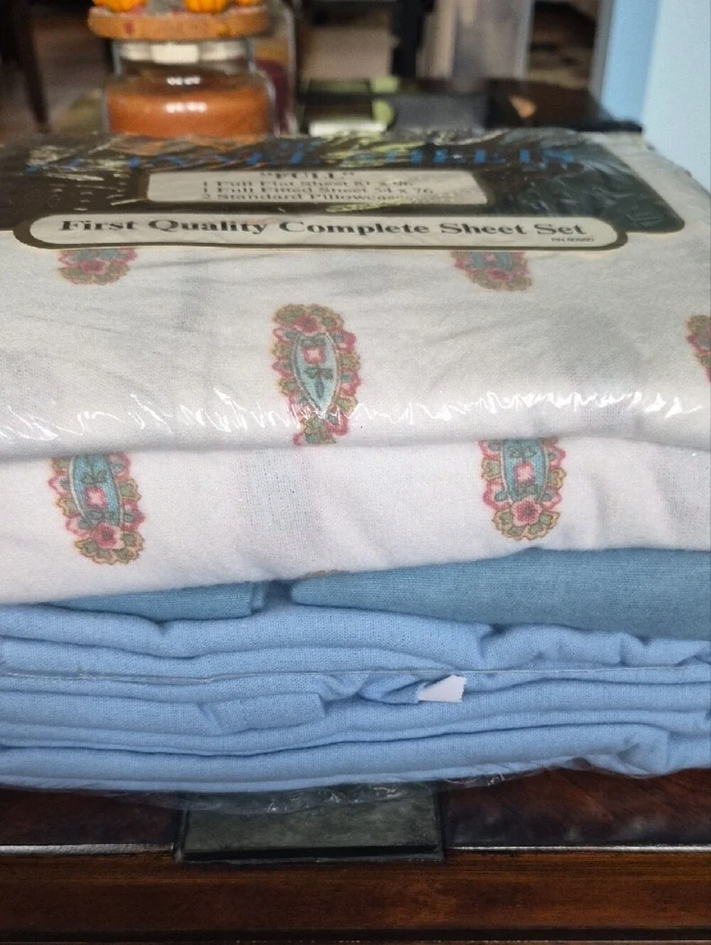 Home Collection White Flannel Sheet Set Blue with Pink Floral Motif. Vintage New